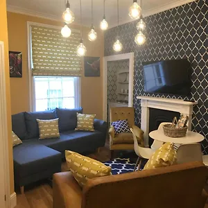 https://central-city-pad.tophotelsbath.com