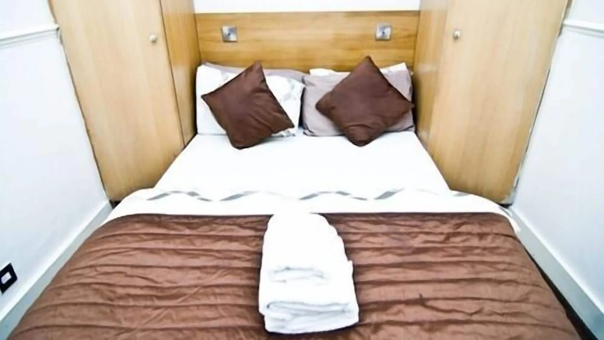 Skylark Guest House Hounslow 3*,