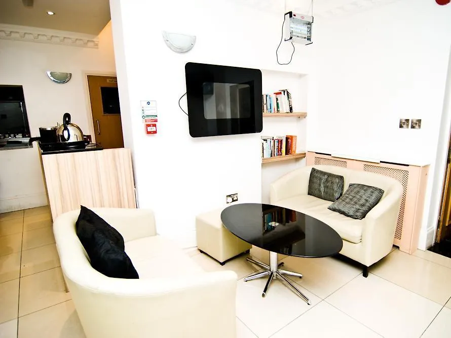 Skylark Guest House Hounslow